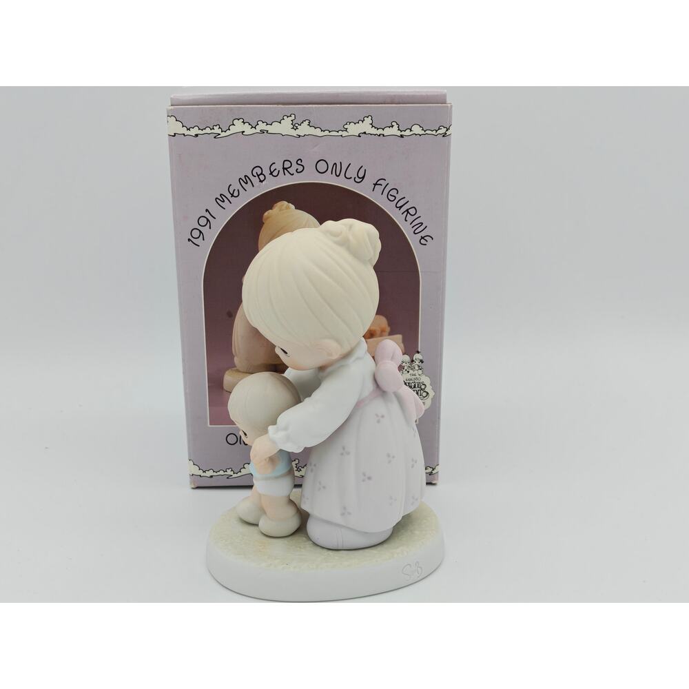 Precious Moments One Step At A Time Figurine 1990 Enesco PM-911 Club‎ Special
